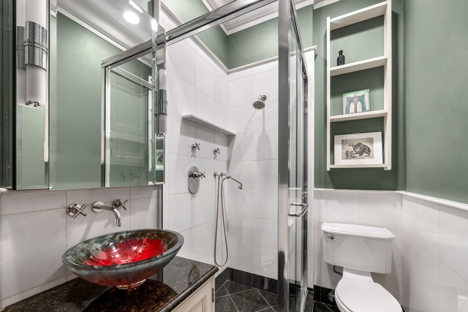 23 East 37th Street