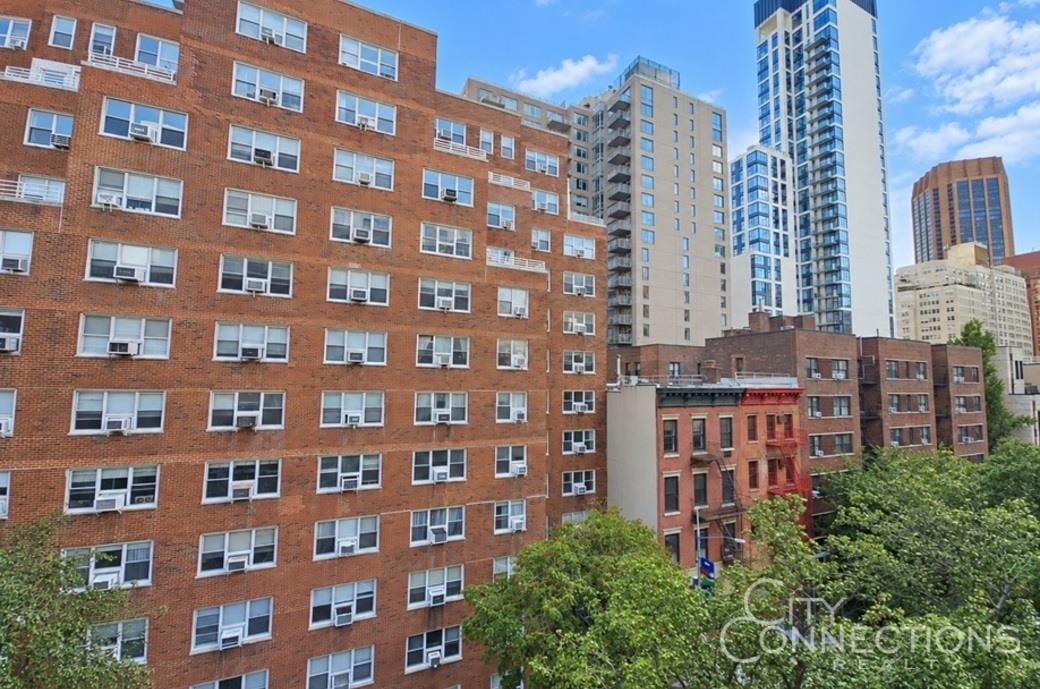 145 East 35th Street