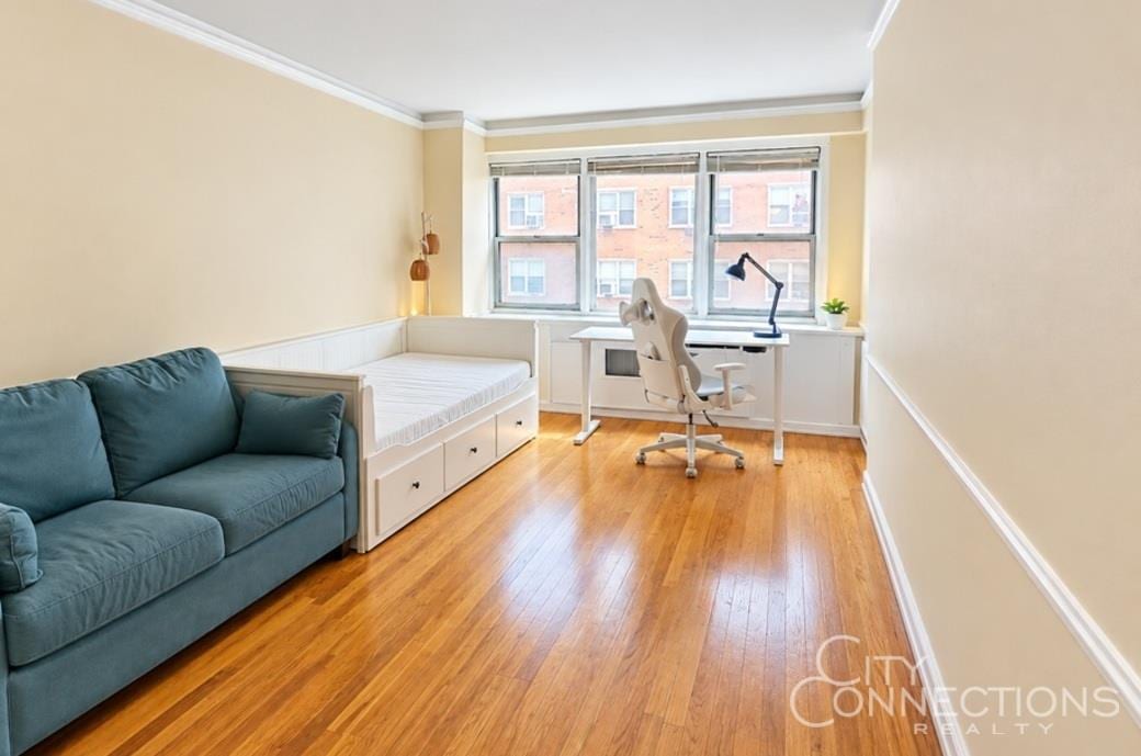 145 East 35th Street