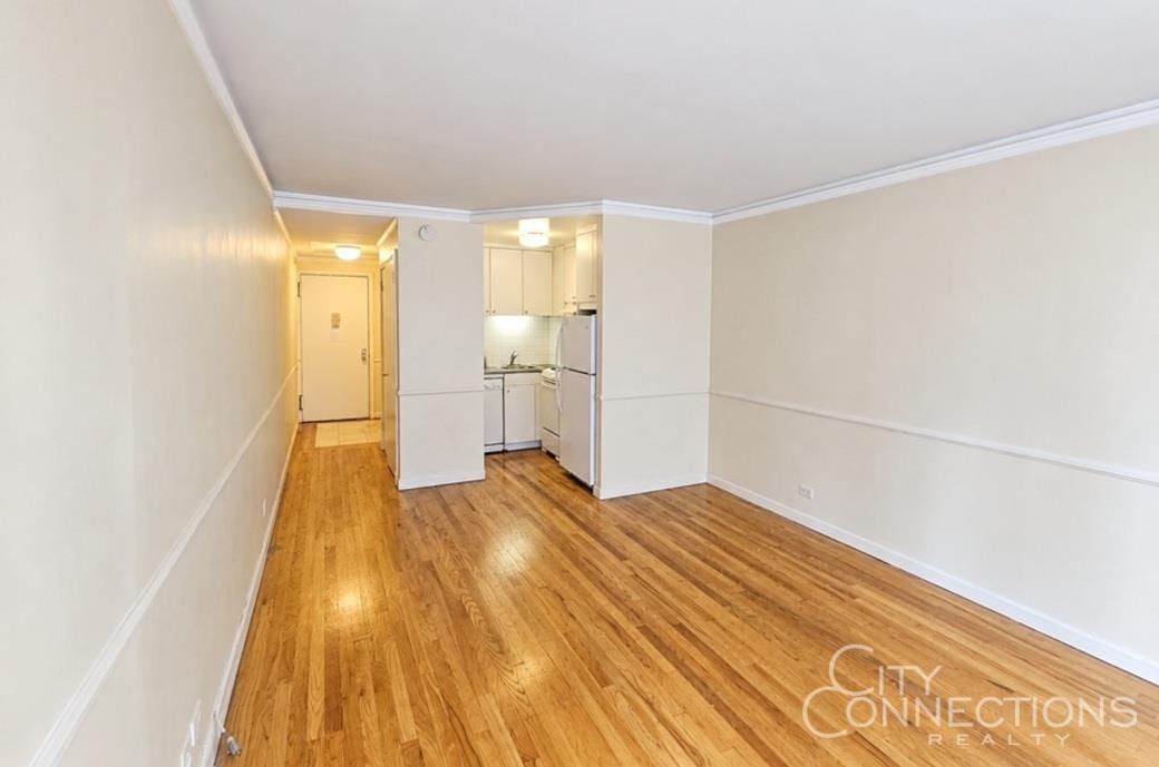 145 East 35th Street