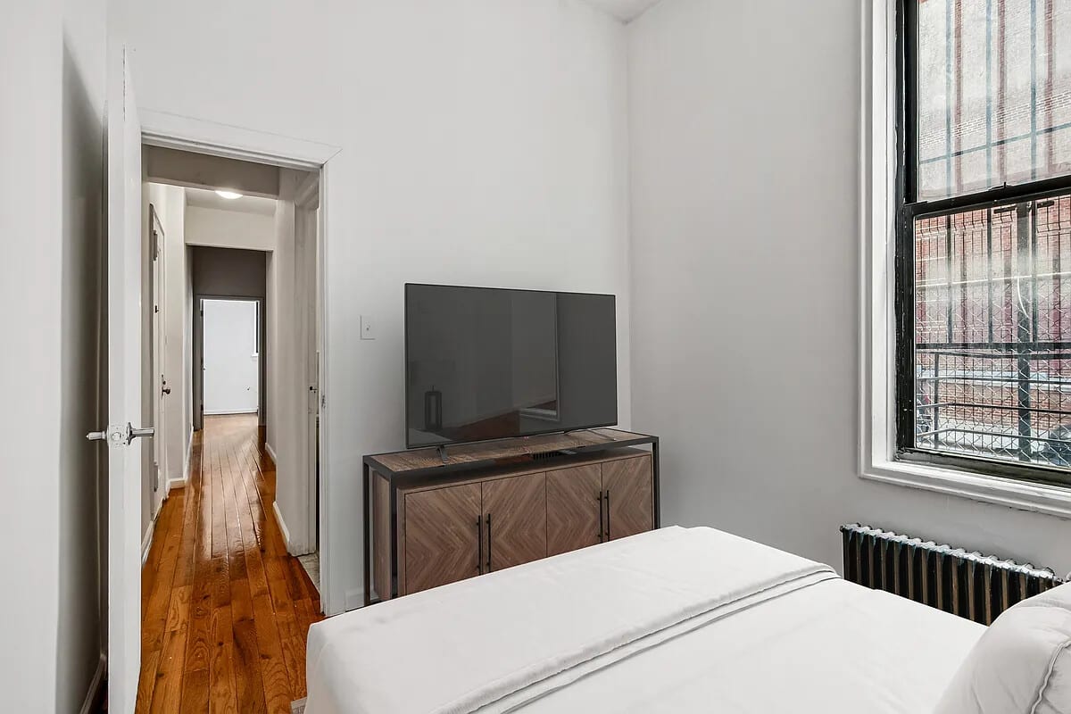 210 East 38th Street