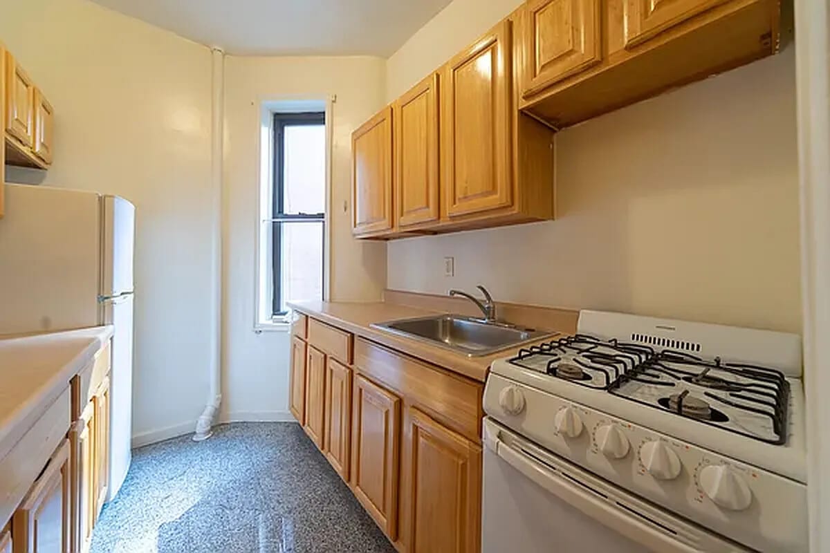 210 East 38th Street
