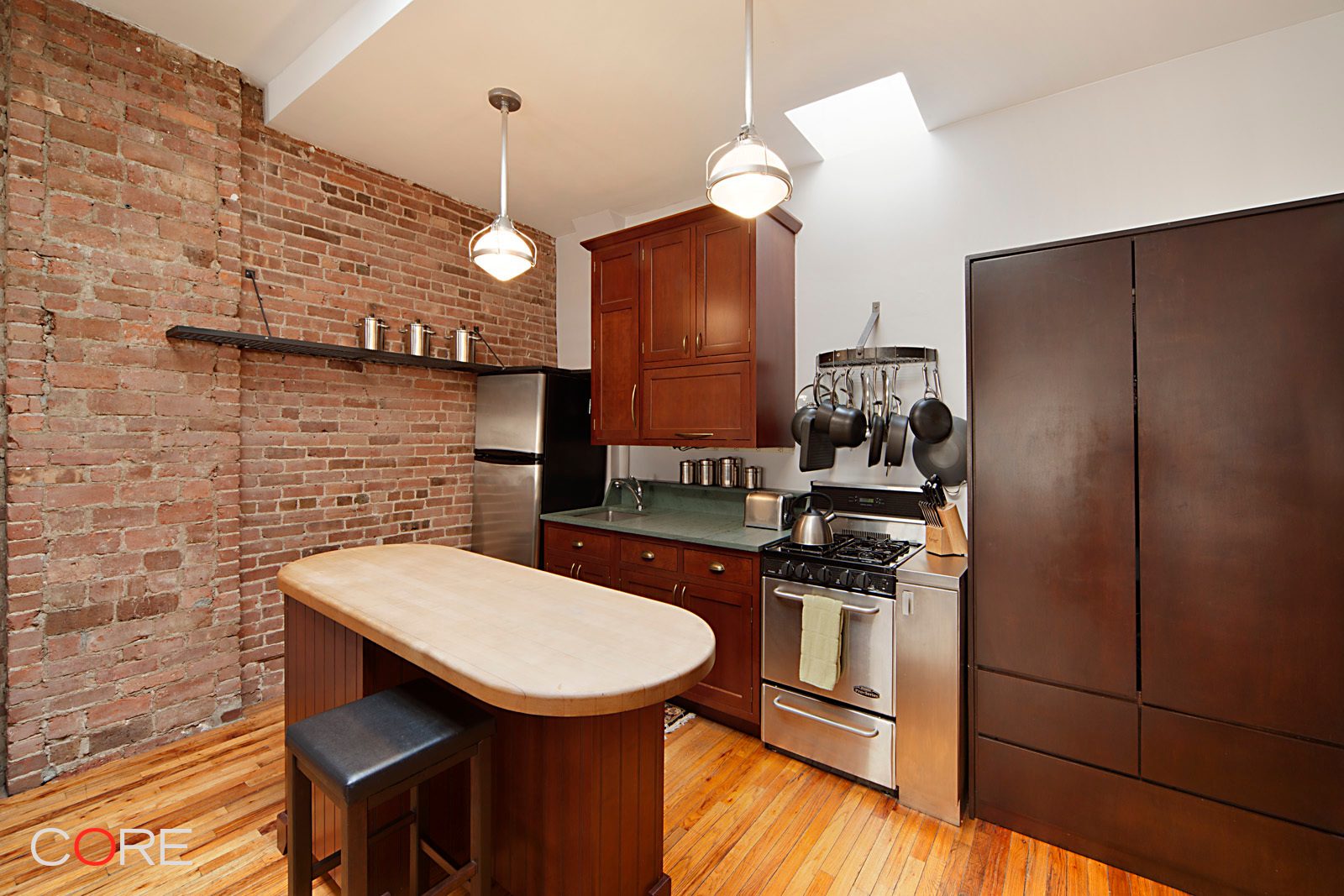 34 East 38th Street