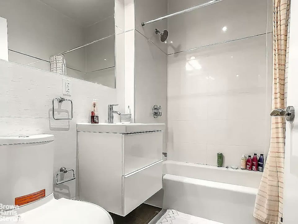210 East 35th Street