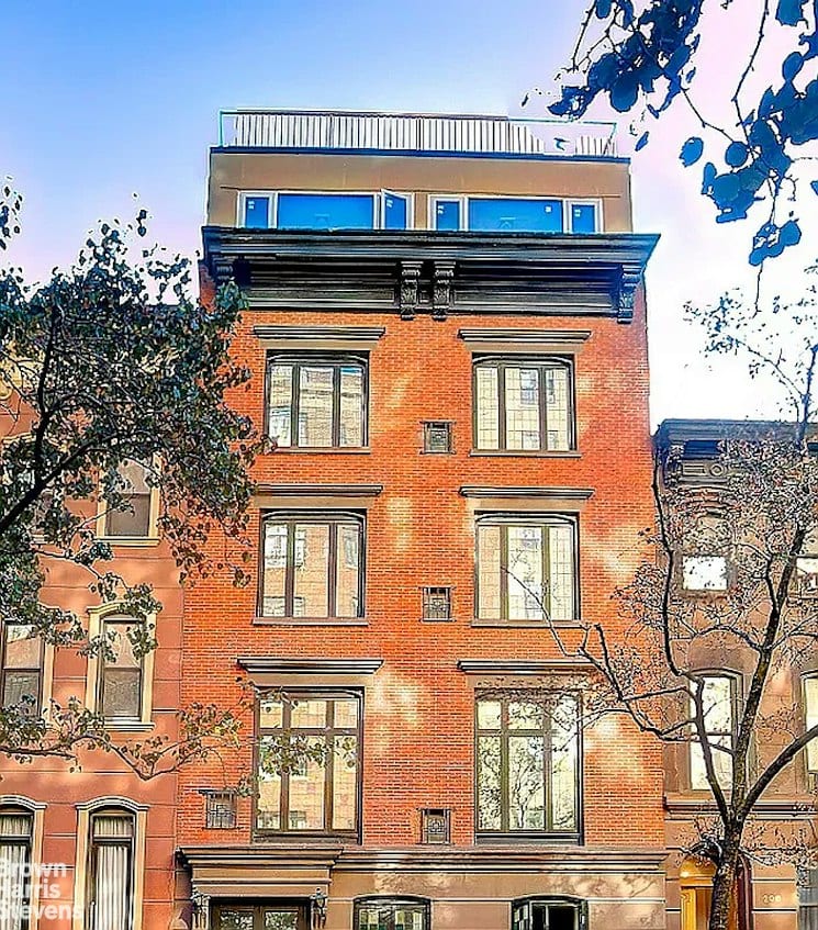210 East 35th Street