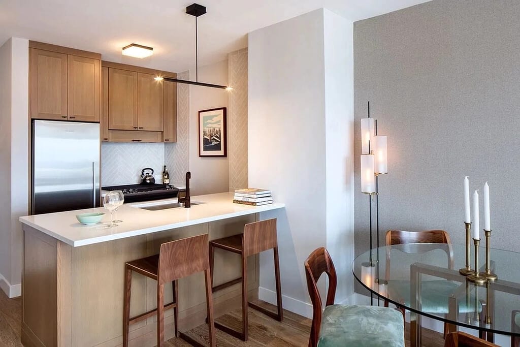 560 West 43rd Street