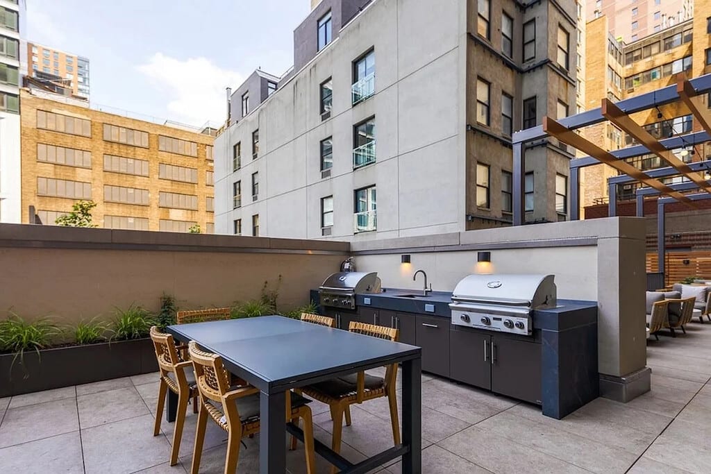 560 West 43rd Street
