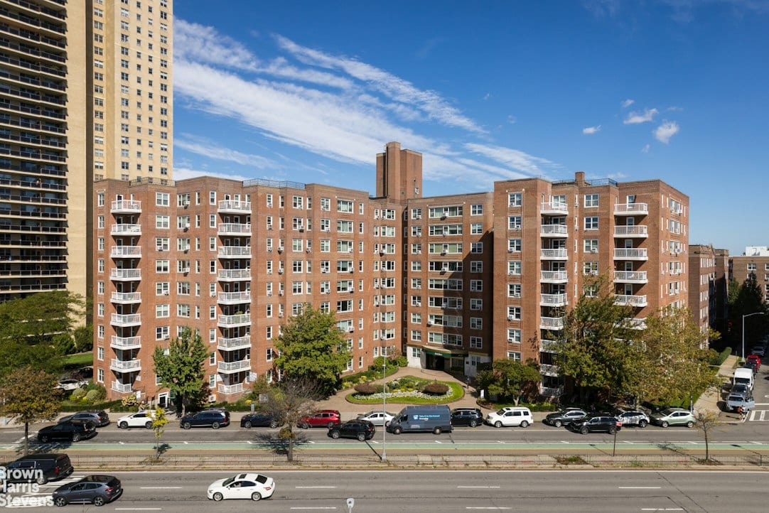 110-31 73rd Road