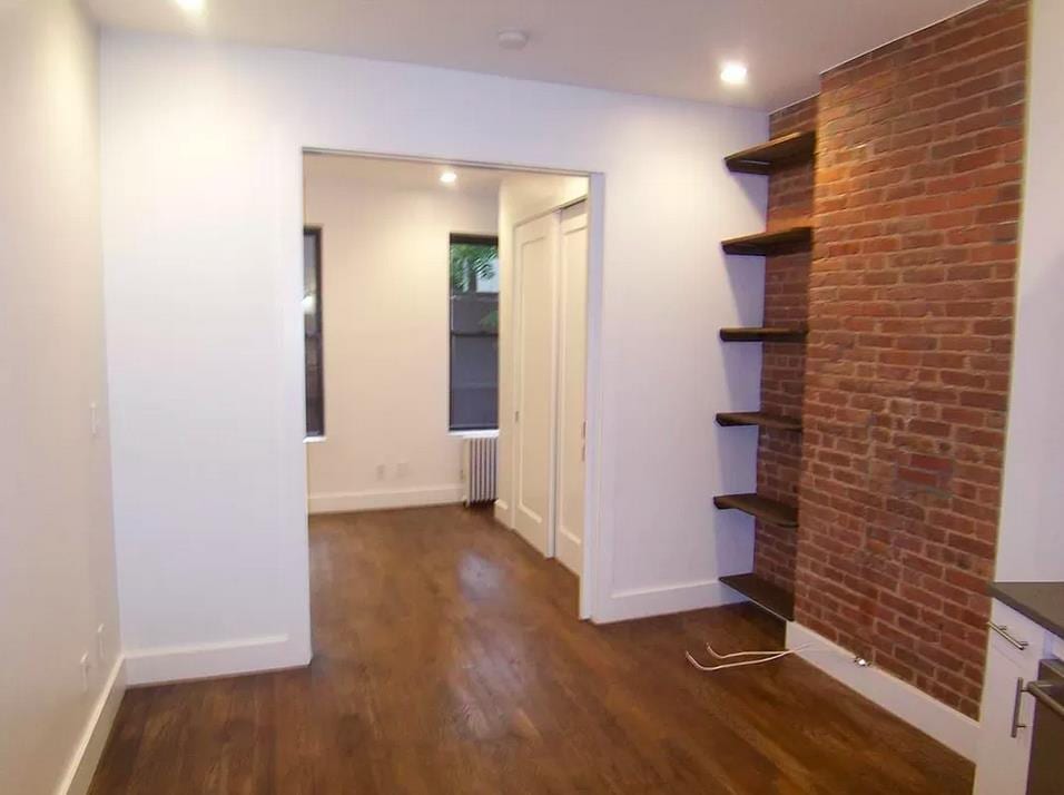 442 Tenth Avenue