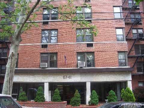 67-41 Burns Street