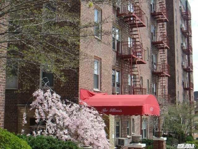 67-25 Clyde Street