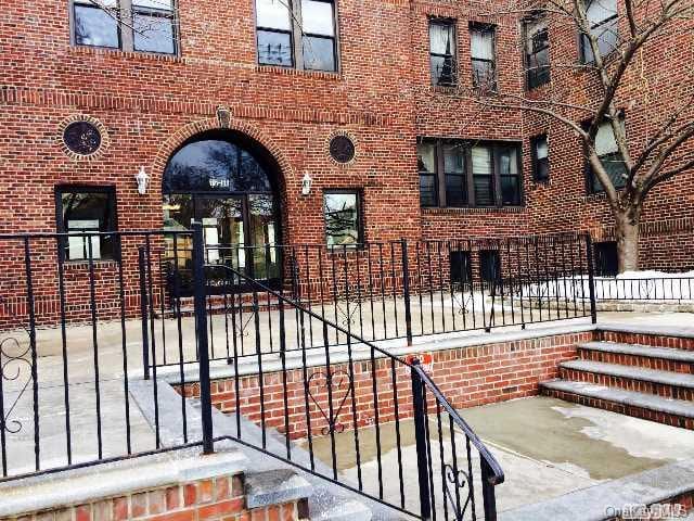 76-66 Austin Street