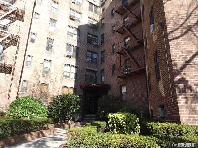 83-05 98th Street