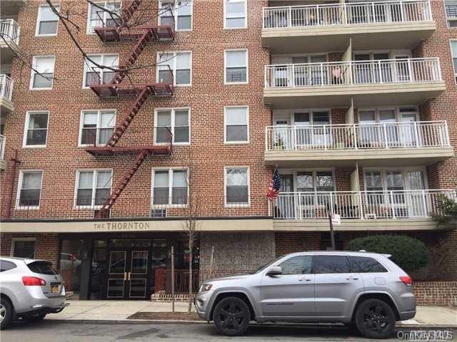 68-20 Selfridge Street