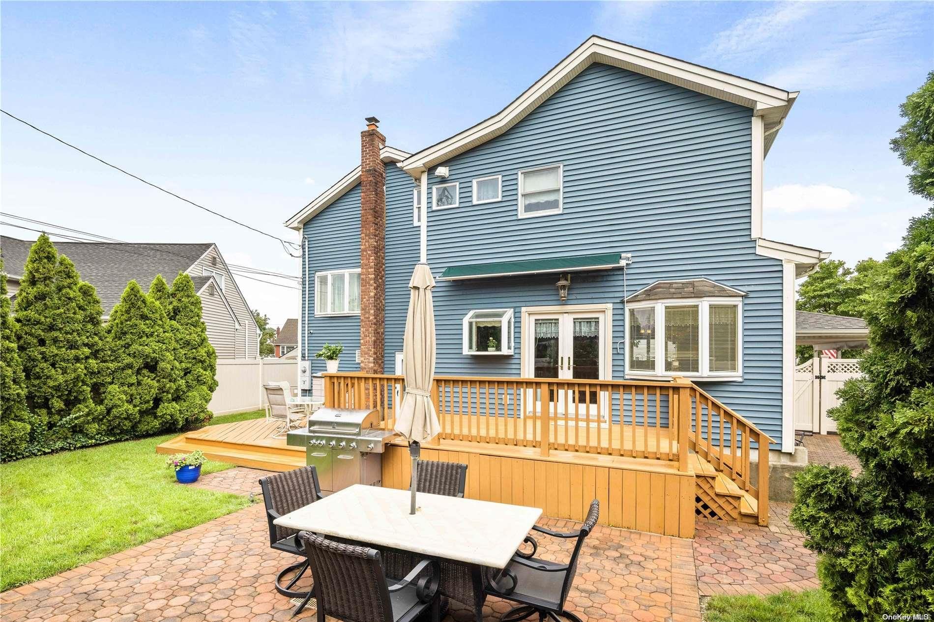 Exterior Backyard (2)