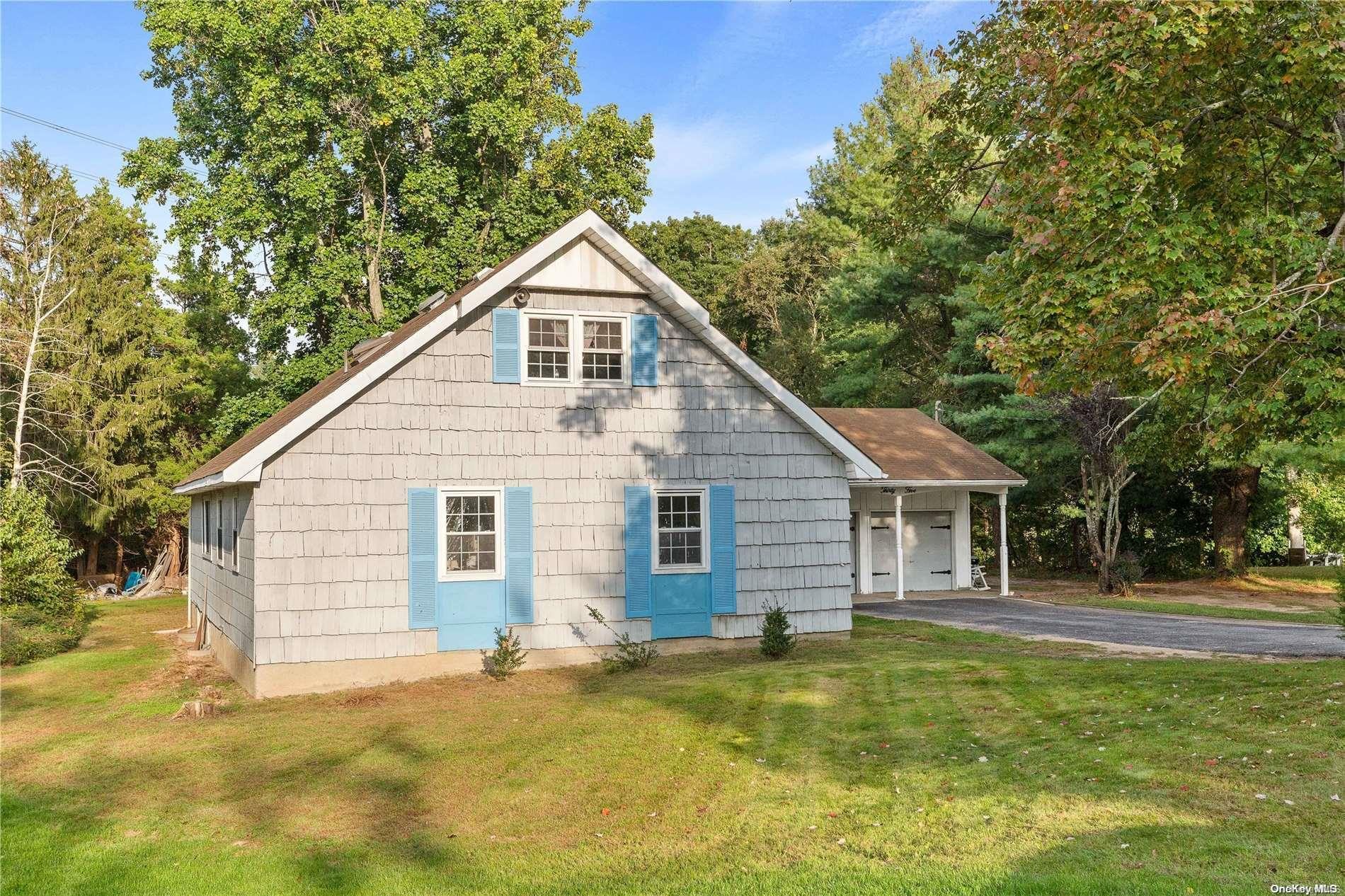 35 Essex Drive
