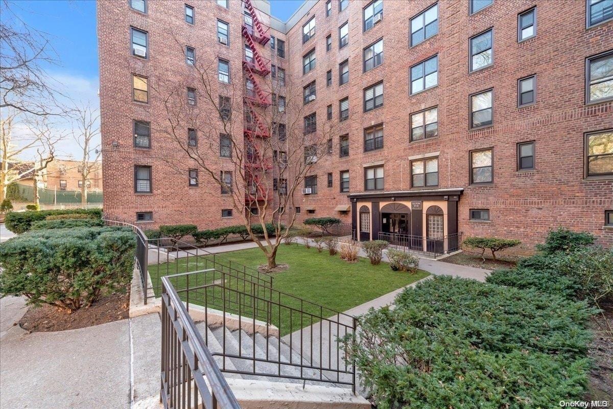 83-85 Woodhaven Boulevard