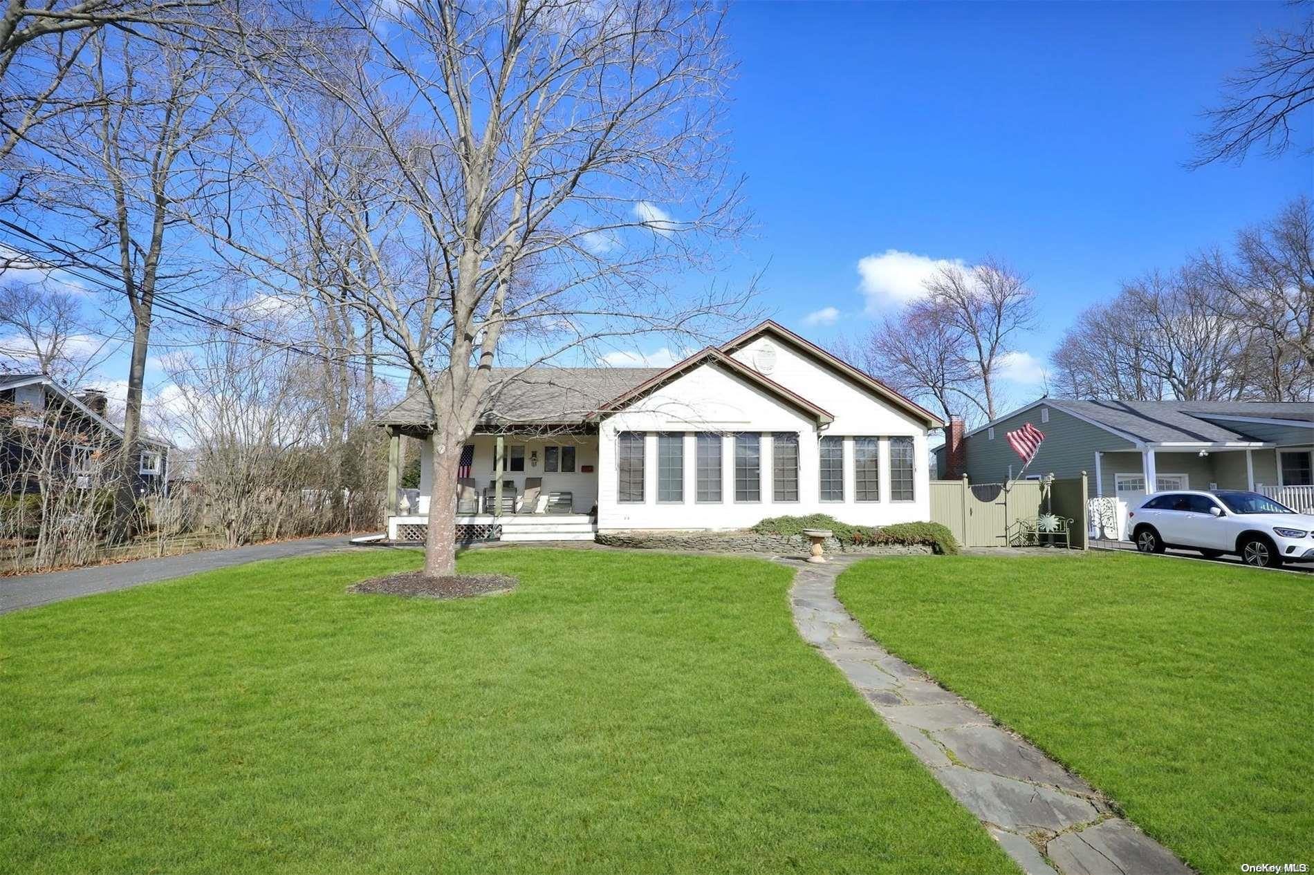 425 Sunrise Avenue