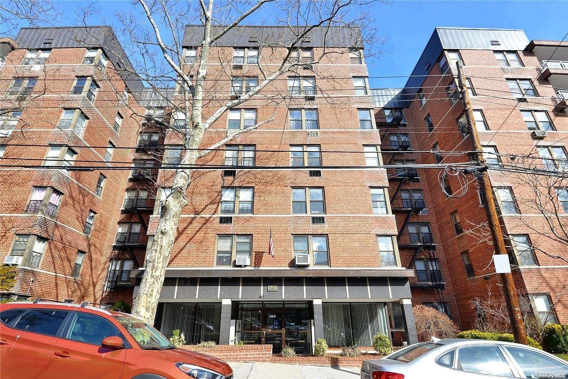 67-41 Burns Street