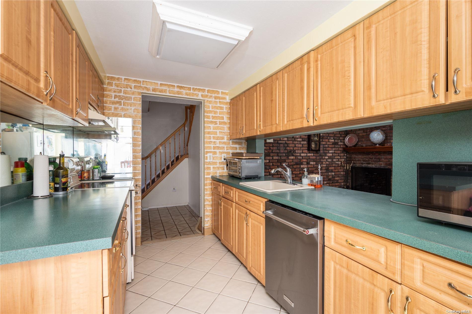 173 Crystal Brook Hollow Road