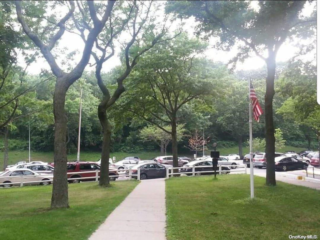 83-85 Woodhaven Boulevard