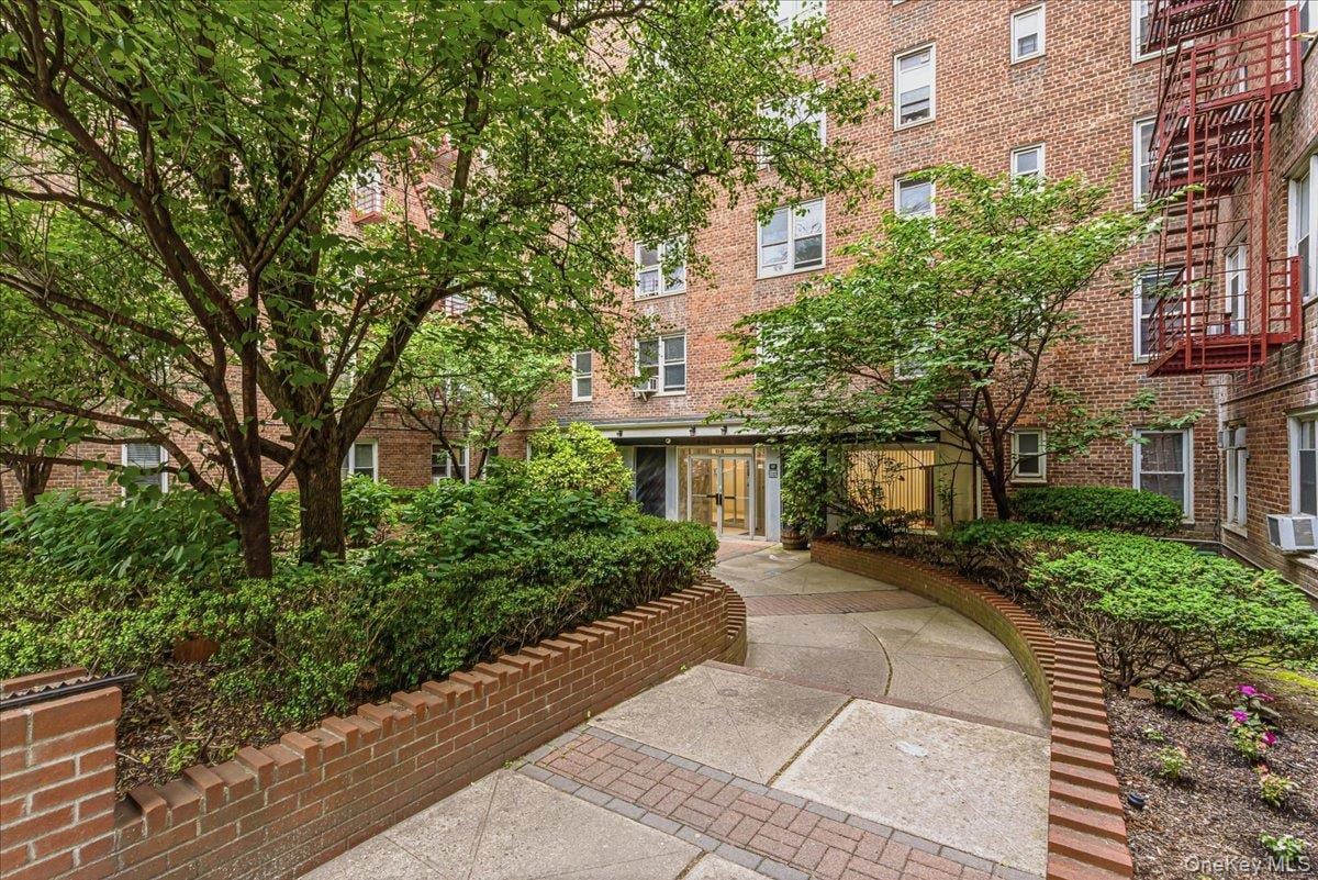 62-59 108th Street