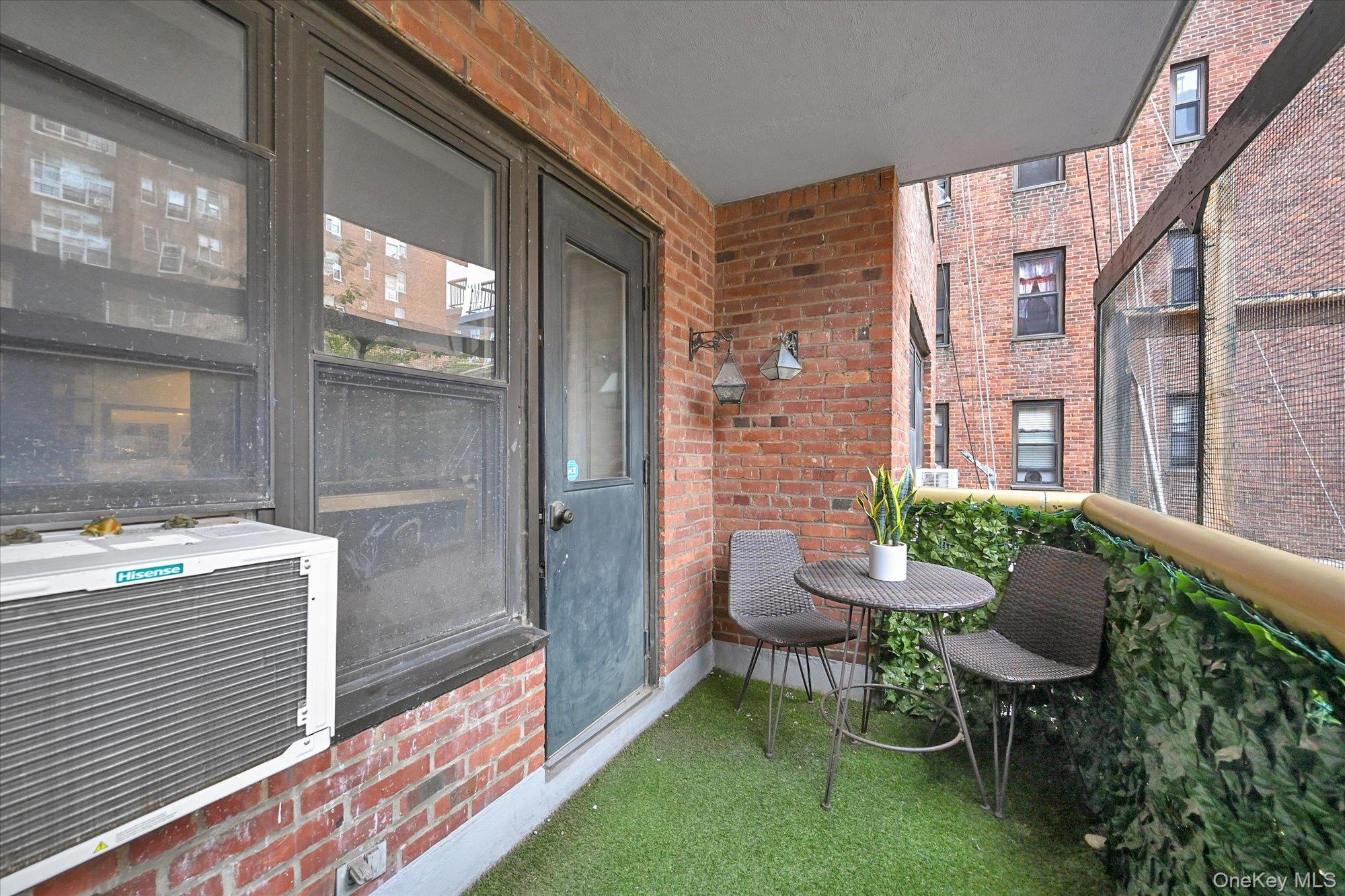 67-76 Booth Street