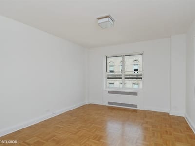 945 Fifth