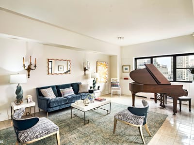 Lenox Manor