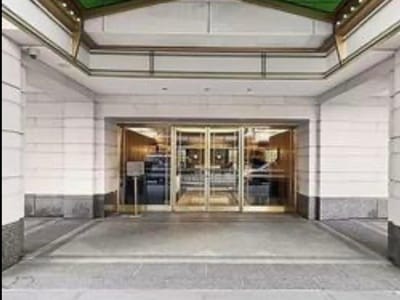 360 East 72nd Street