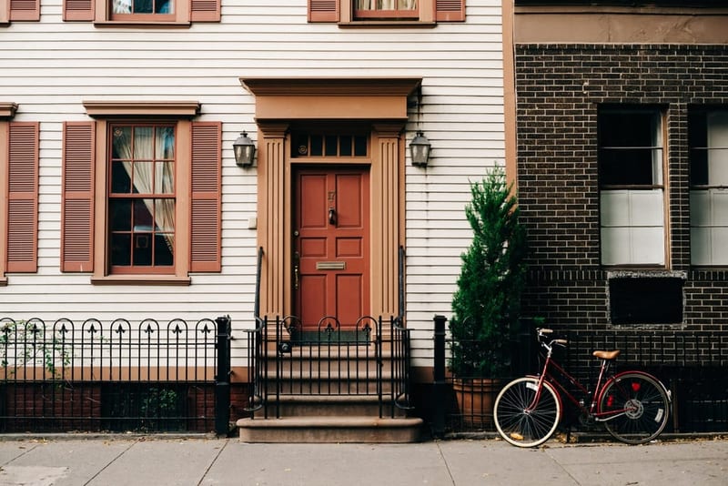 A Brief Guide to Buying Your First Home