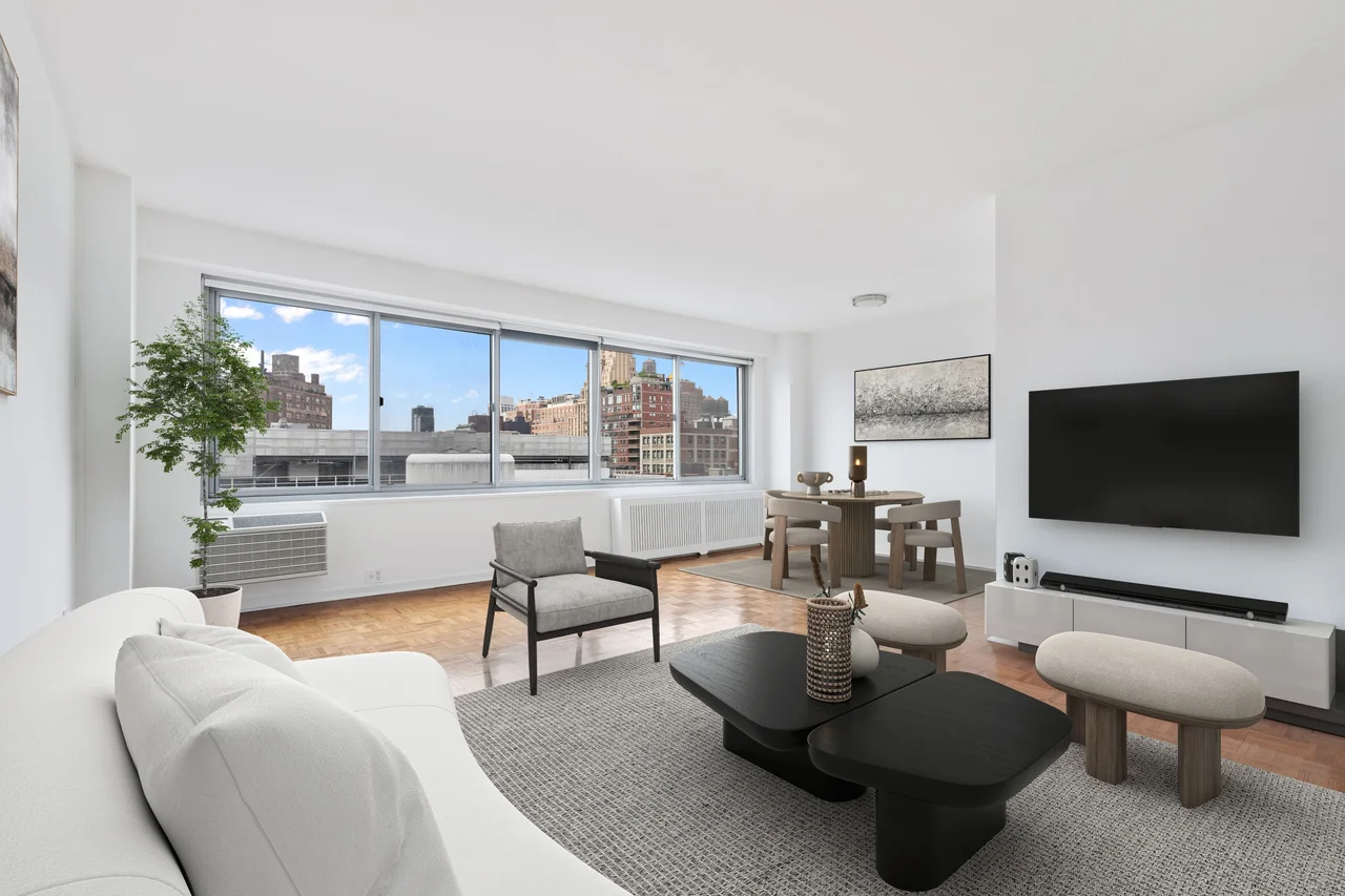 Living Room/Dining Room