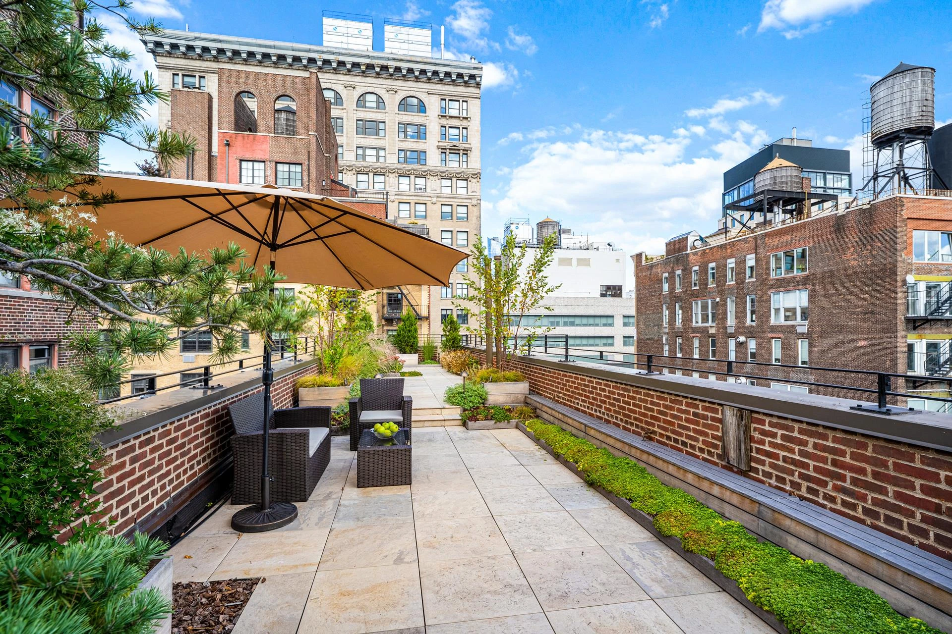 43 5th Avenue