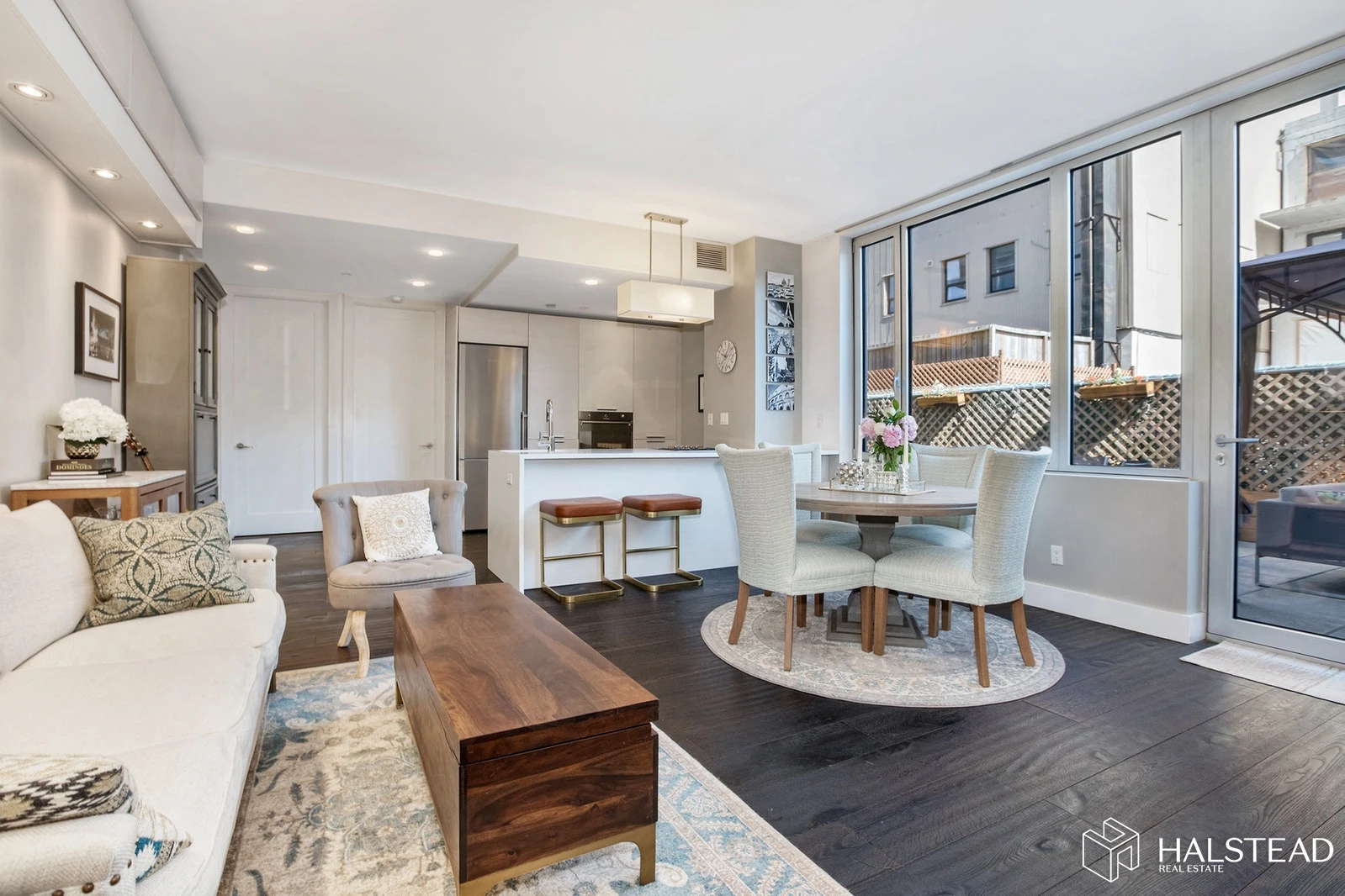 5 Borden Avenue