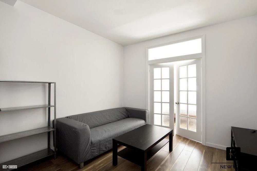 439 West 48th Street