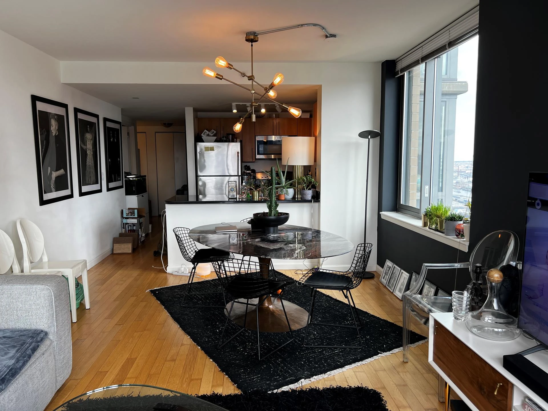 4 48th Avenue