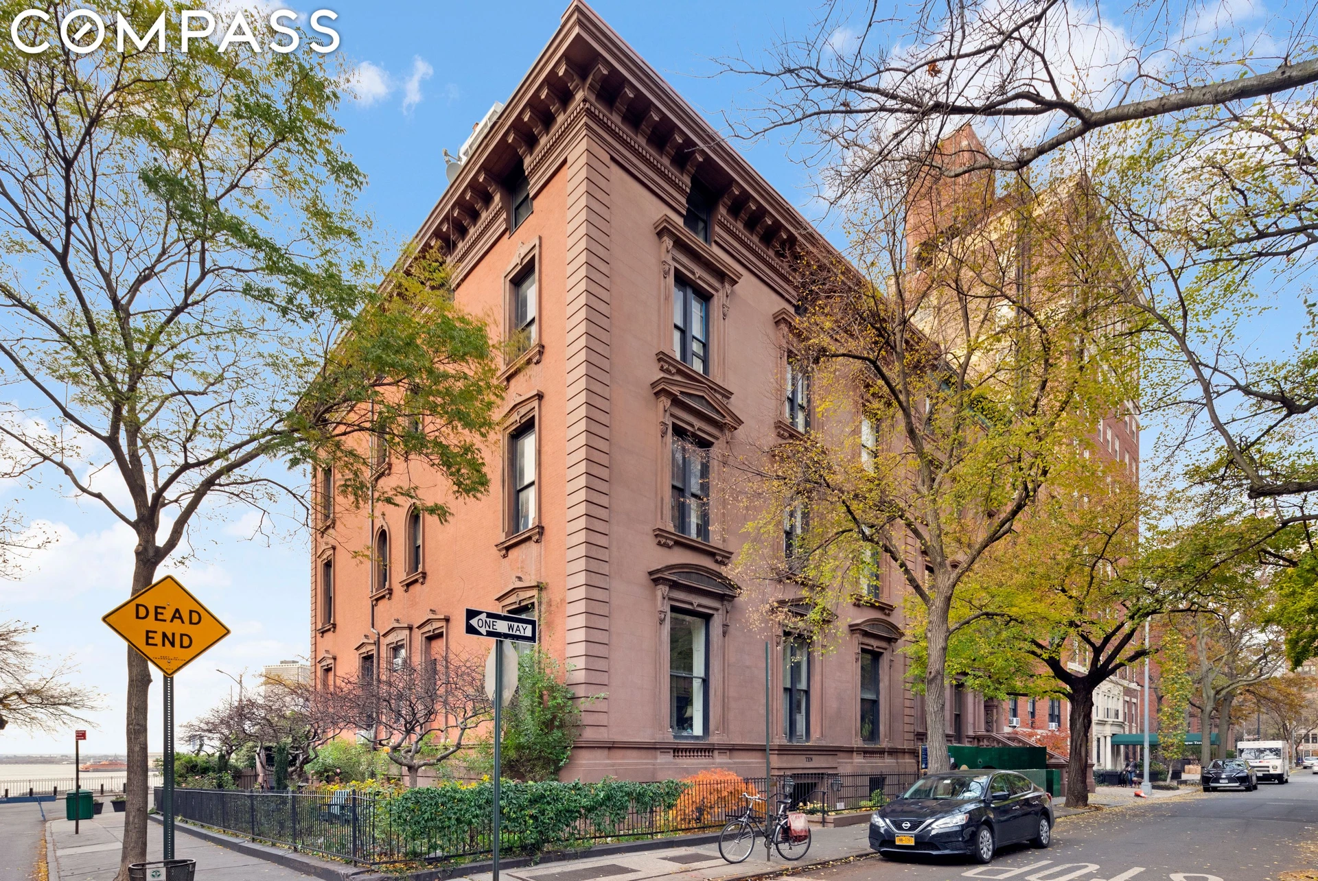 10 Montague Terrace