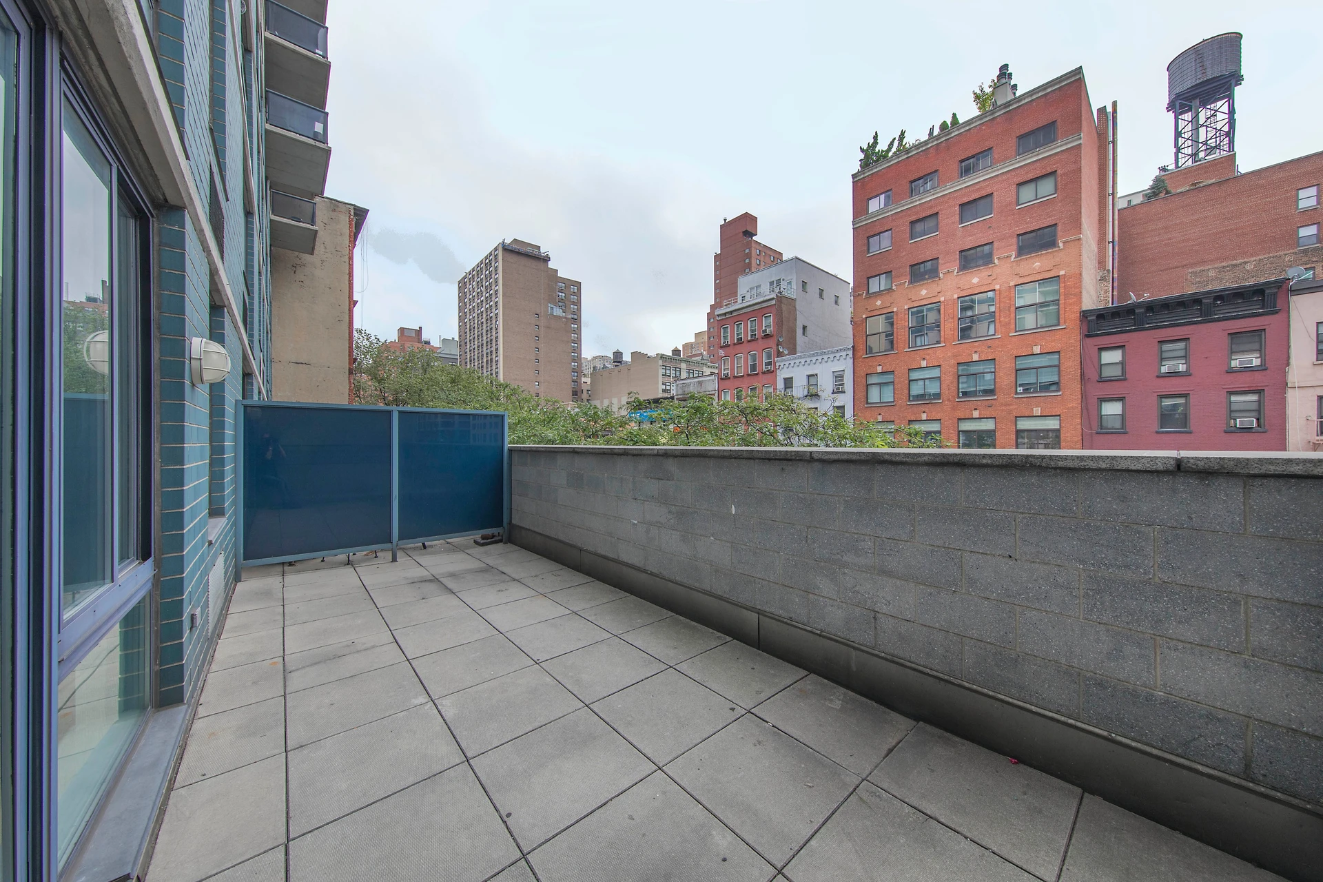 290 Third Avenue