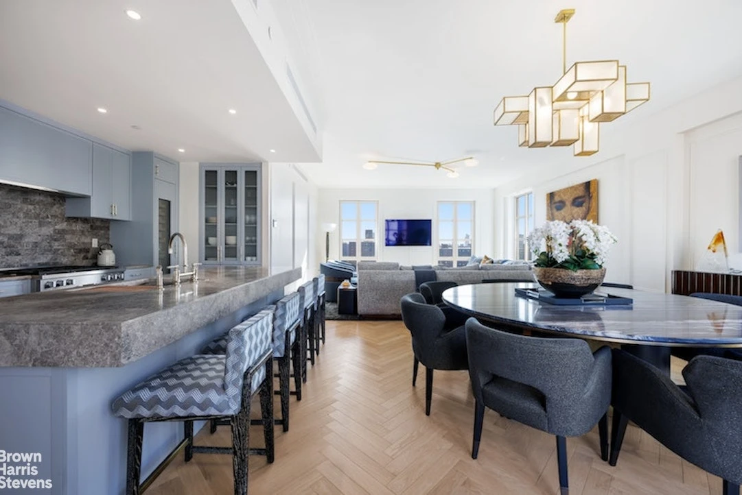 250 East 21st Street