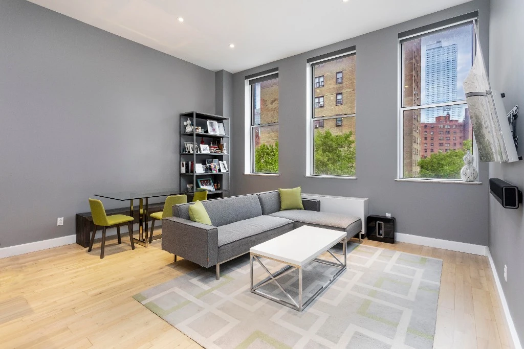 420 West 25th Street