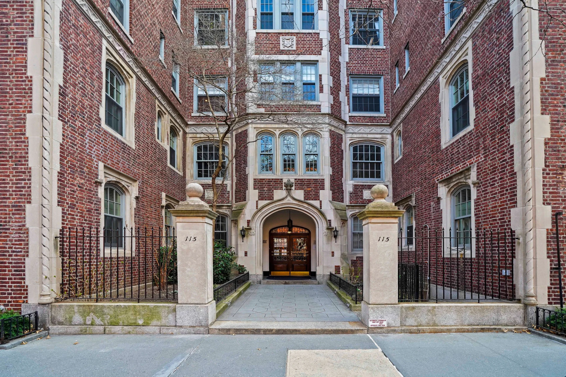 115 Willow Street