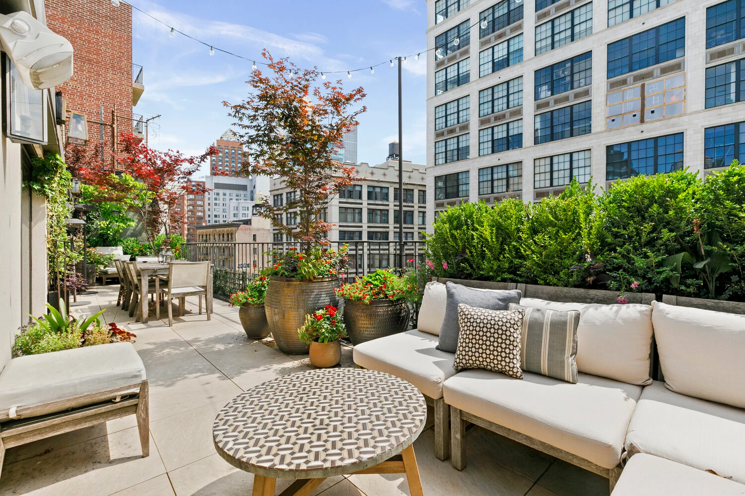 808 Broadway