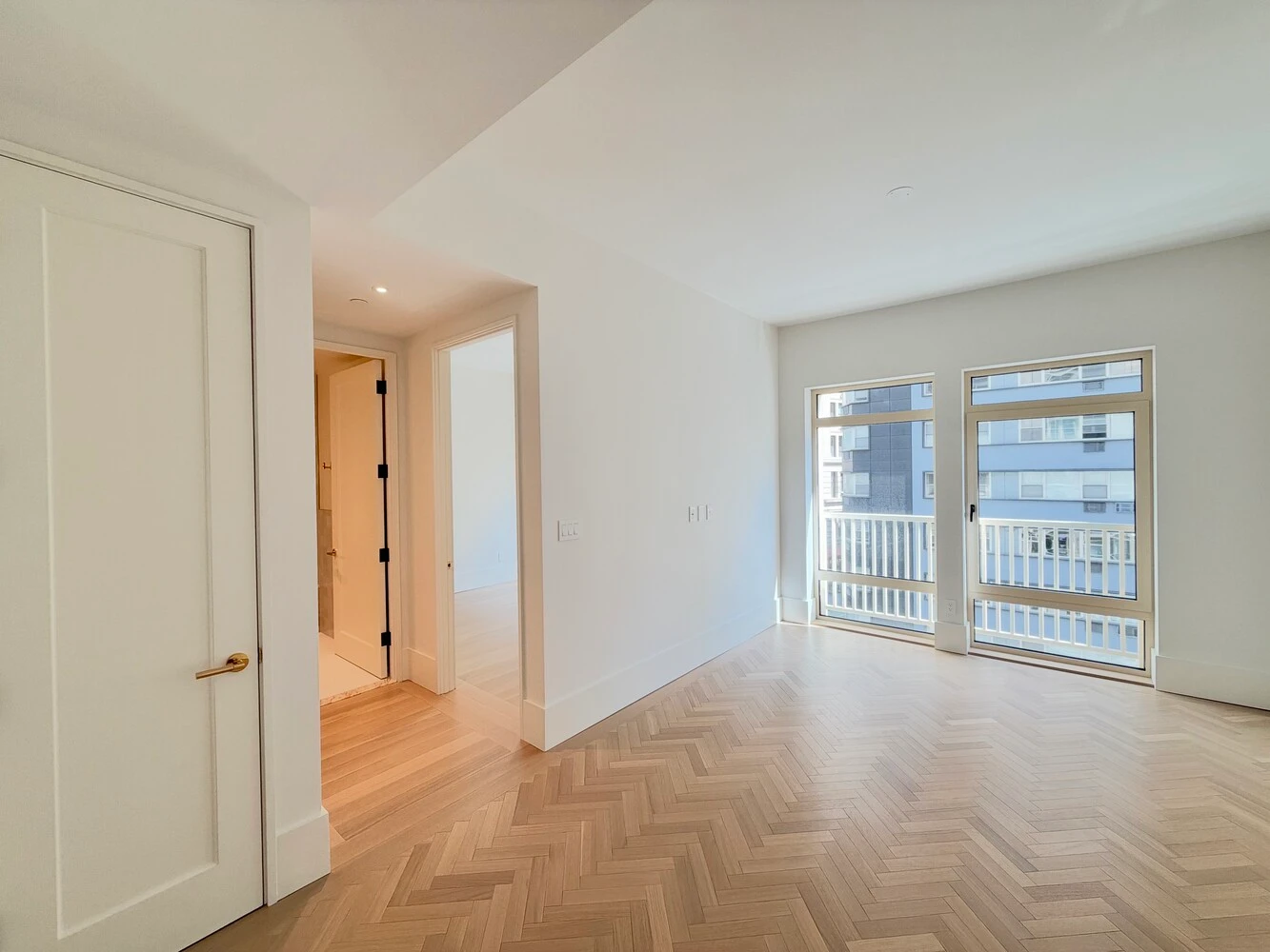 815 Broadway