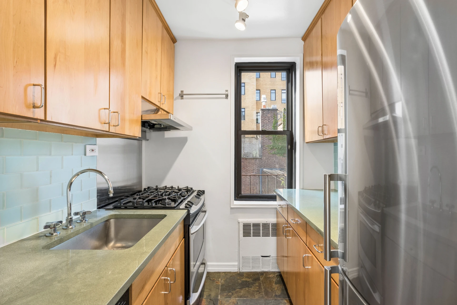 100 West Twelfth Street