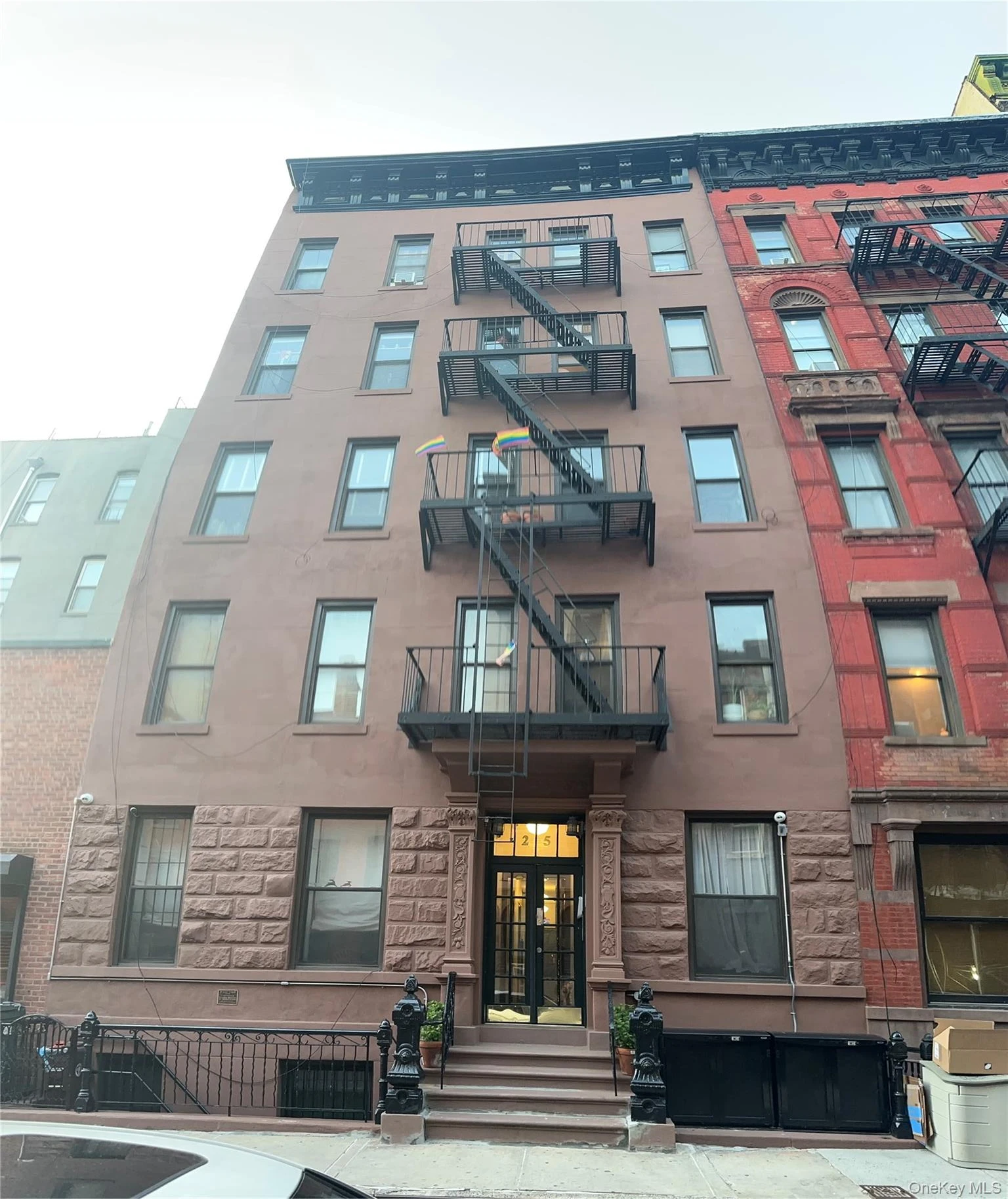 25 Leroy Street