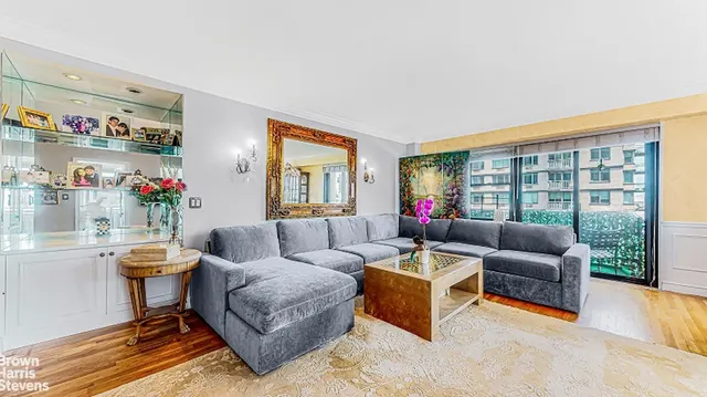 345 East 80th Street
