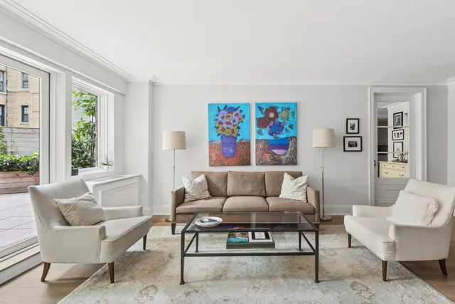 69 W 9TH Street