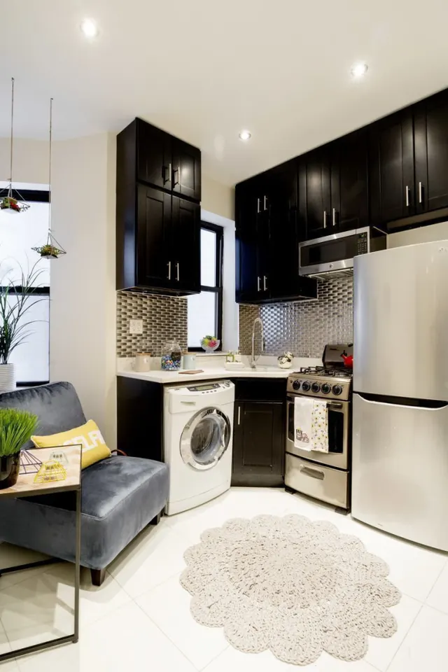 21 West 106th Street