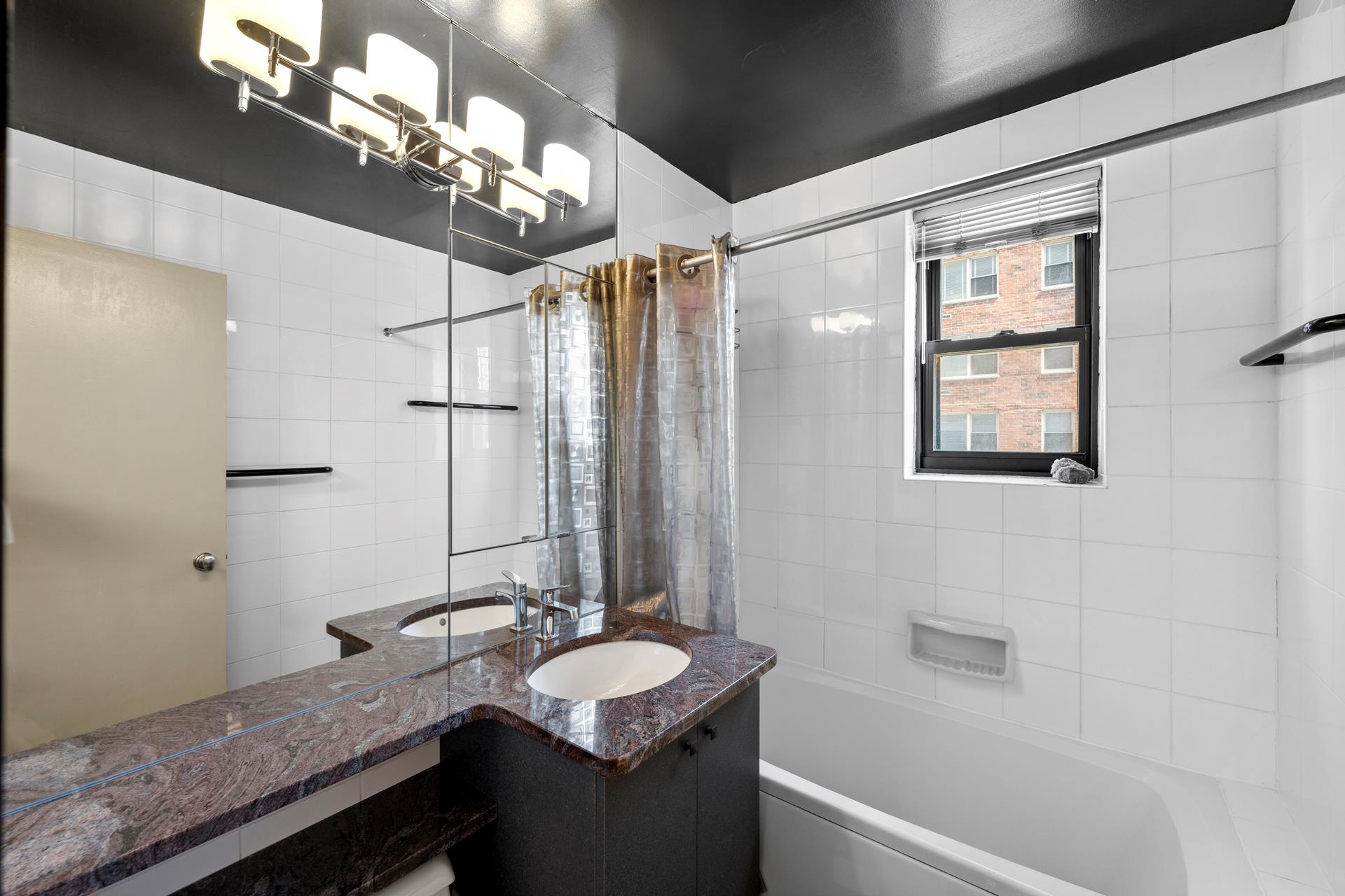 196 East 75th Street