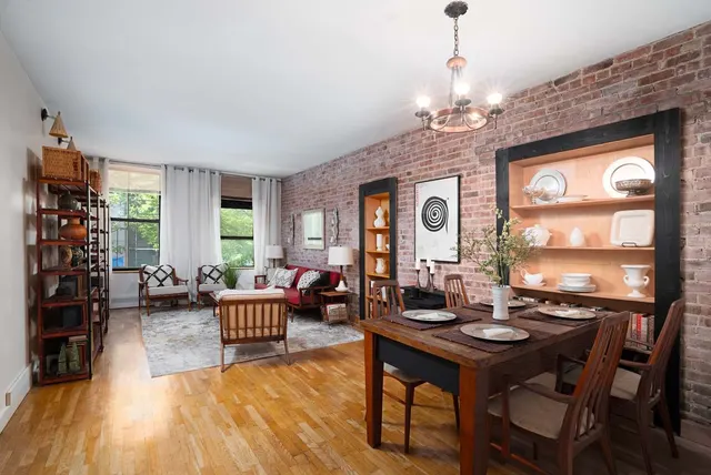 5 West 107 Street